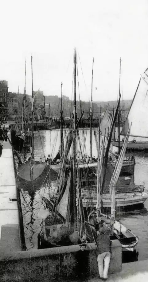 Cherbourg-G-Bateaux-de-Normandie